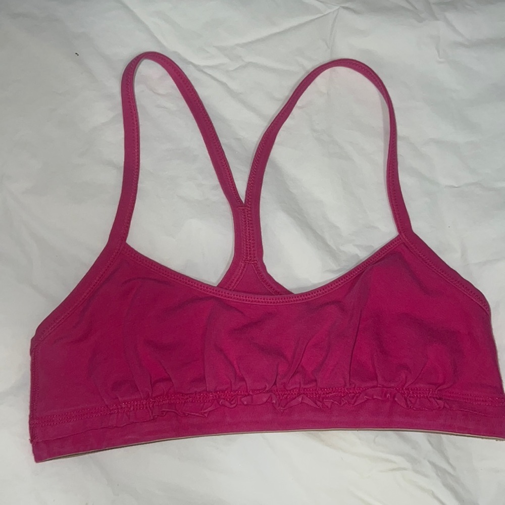 3/$20 lulu size 4  sports bra